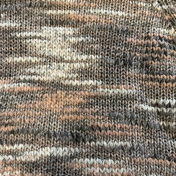 Ladies Line sweater - Picture 8 of 11